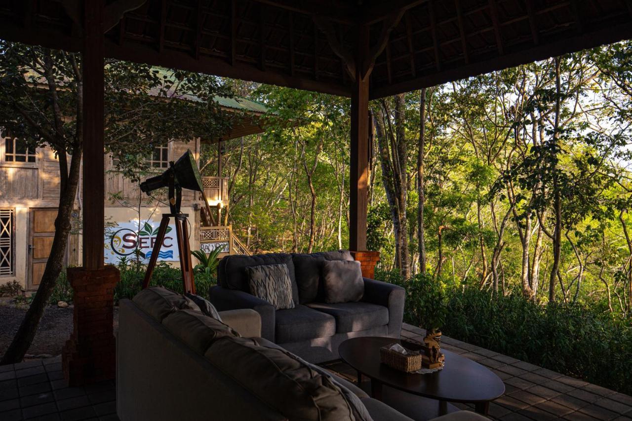 Menjangan Ecolodge - Chse Certified Banyuwedang Екстер'єр фото