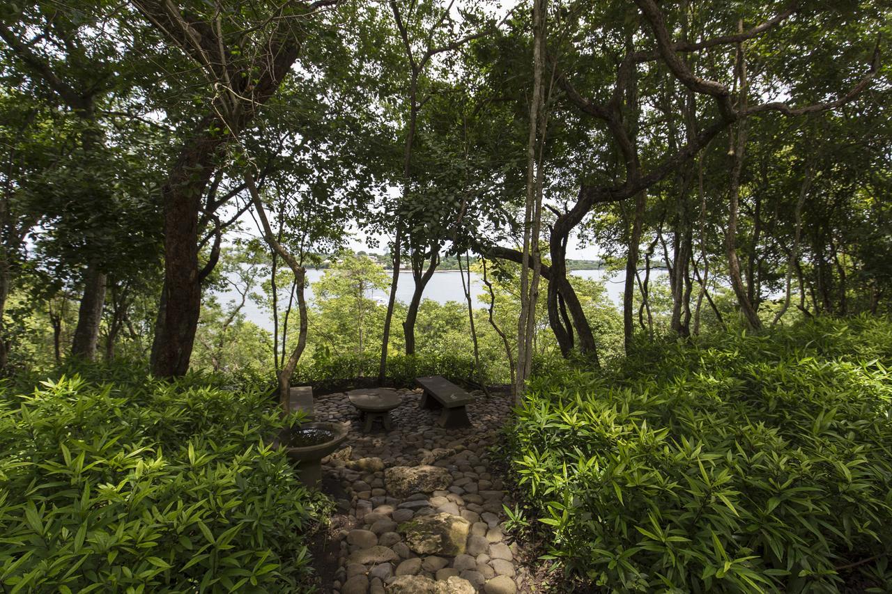 Menjangan Ecolodge - Chse Certified Banyuwedang Екстер'єр фото